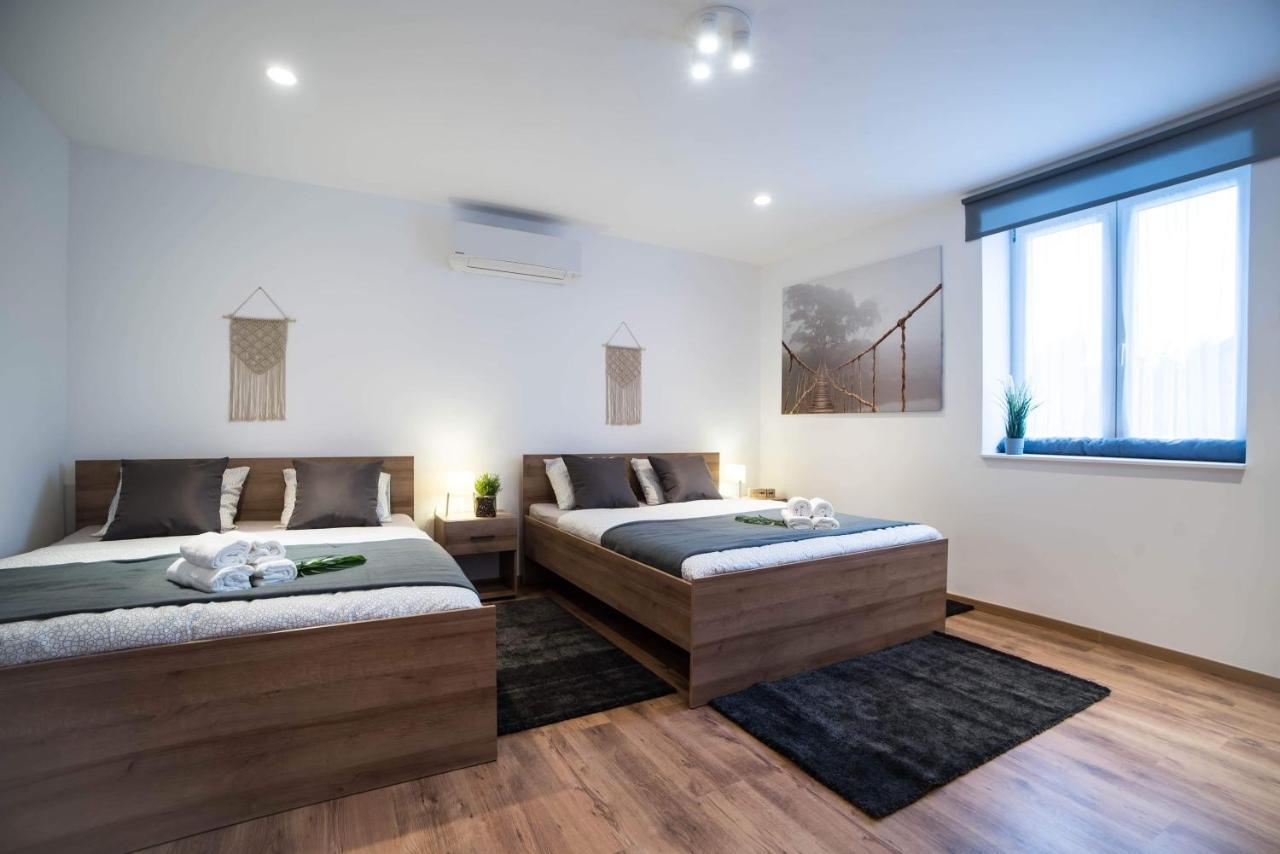 Apartament Pintes 38 Dunaújváros Zewnętrze zdjęcie